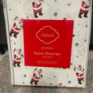Brand new Queen size Christmas sheets